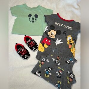 ❤️ Disney Mickey Mouse 12 M bundle- 3 onesies and shoes